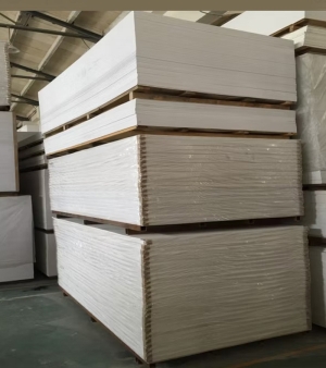 ПВЦ /коматекс/ 8 мм Лист 205х305 см